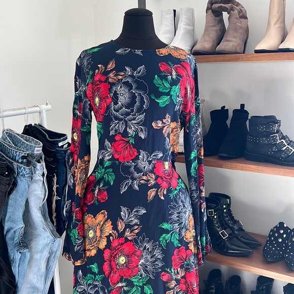 Aakkaa Floral Long Sleeve Maxi Dress | Size M - Picture 3 of 14